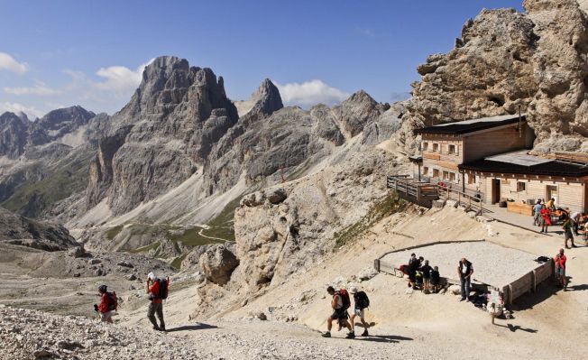 Pio Geminiani, Soggetto: Val di Fassa – Rifugio Passo Principe